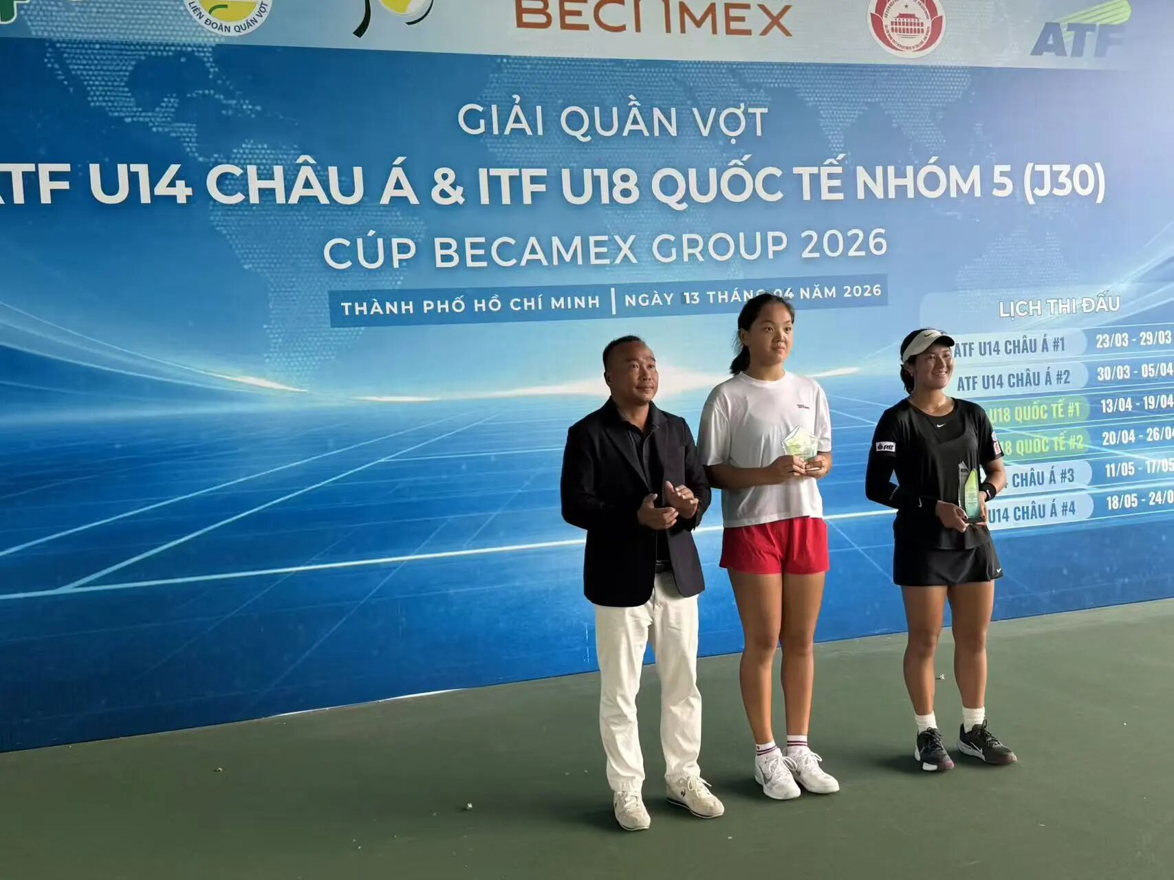 福建小将闪耀国际赛场，袁诗晴斩获ITF女单冠军！